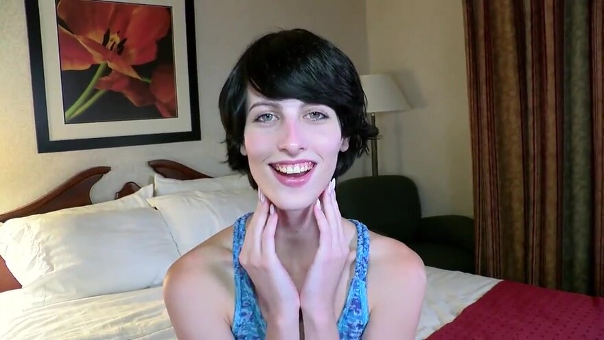 alex-harper-Skinny Housewife (720).mp4_20240910142059_0007