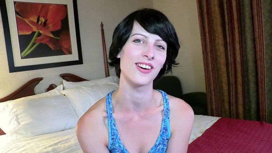 alex-harper-Skinny Housewife (720).mp4_20240910142059_0009