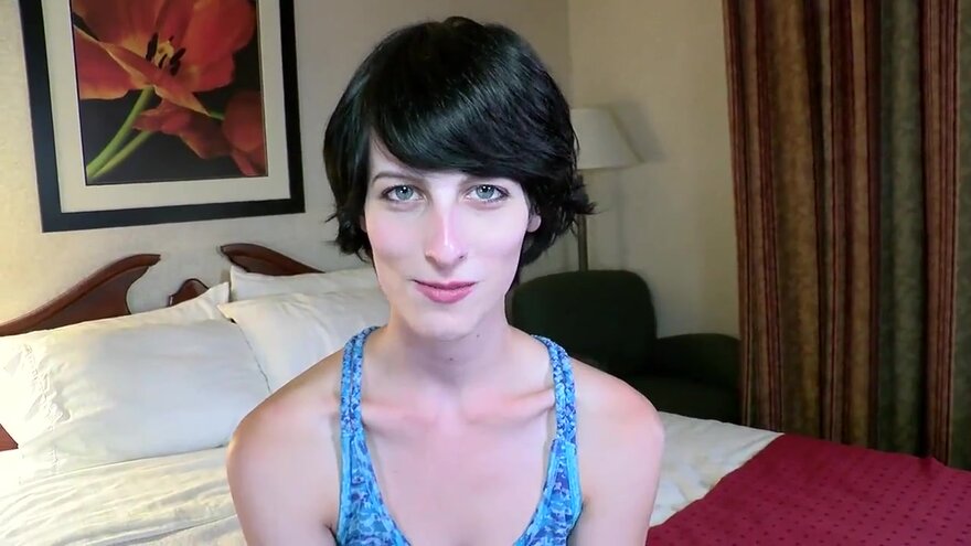 alex-harper-Skinny Housewife (720).mp4_20240910142059_0010