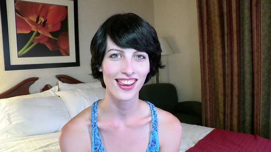 alex-harper-Skinny Housewife (720).mp4_20240910142059_0011