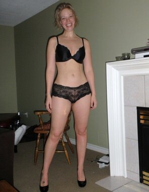 photo amateur panties-thongs-underwear-30245