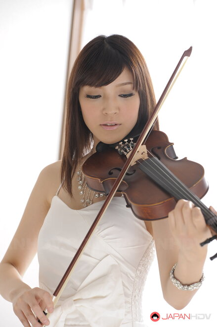 Yuria Tominaga-6 nude