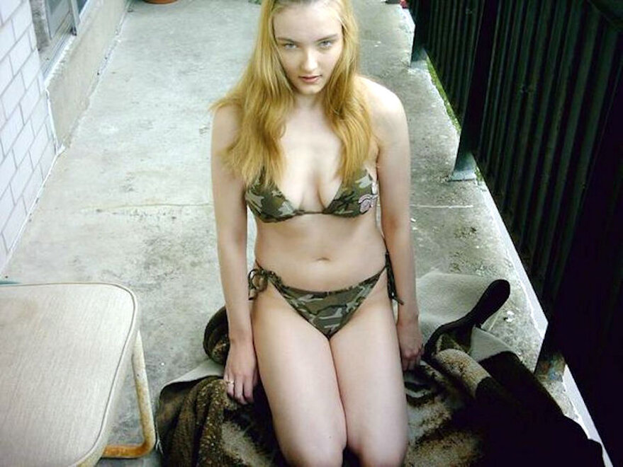 nikki camo string bikini under jeans_007