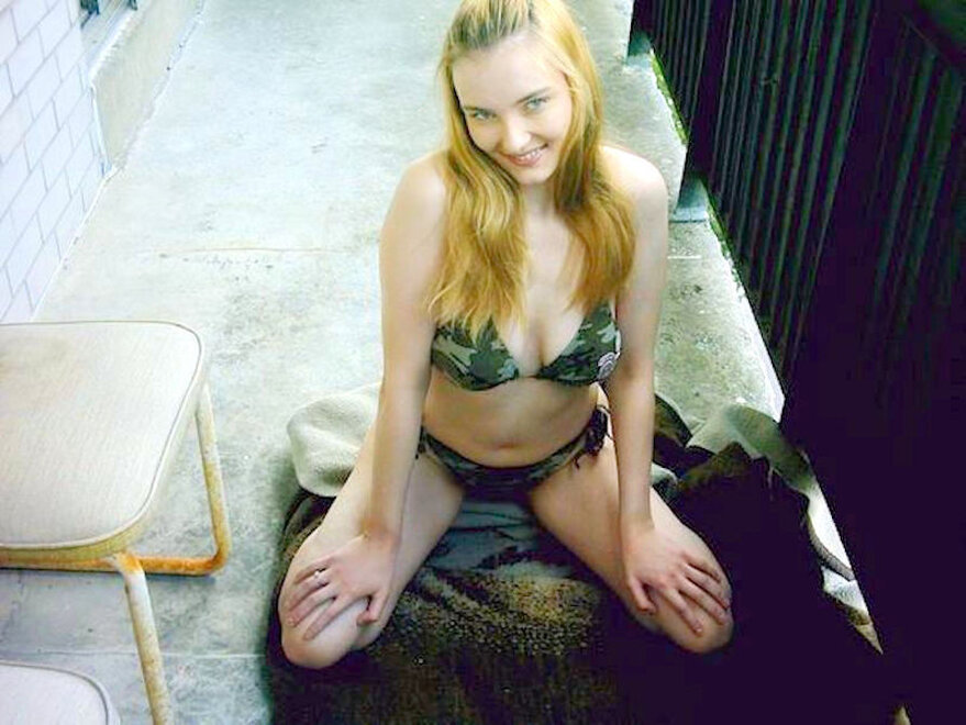 nikki camo string bikini under jeans_034