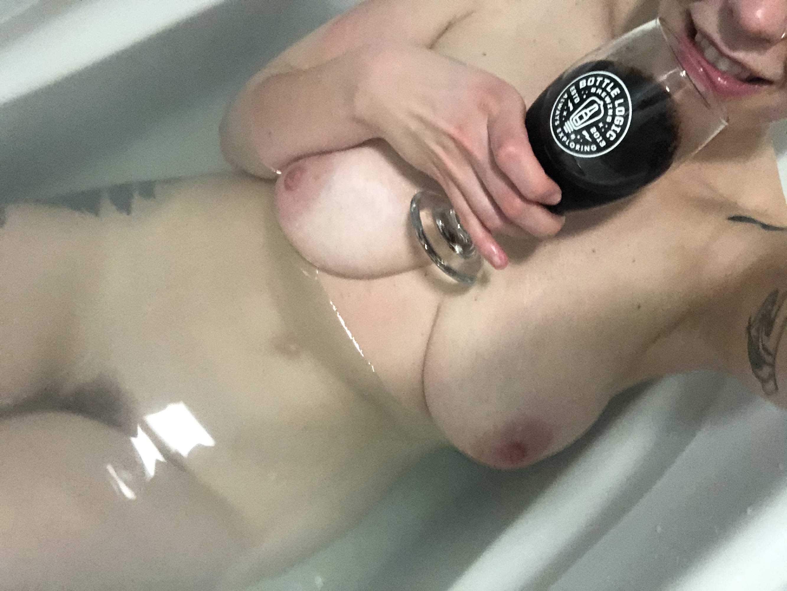 Image My shower beer turned into a bath beer