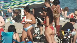 zdjęcie amatorskie 2021 Beach girls pictures(2204)