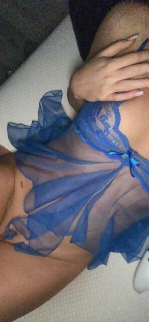 foto amateur gonewild-good-morning-from-me-and-my-blouse-f-uyT7Uk