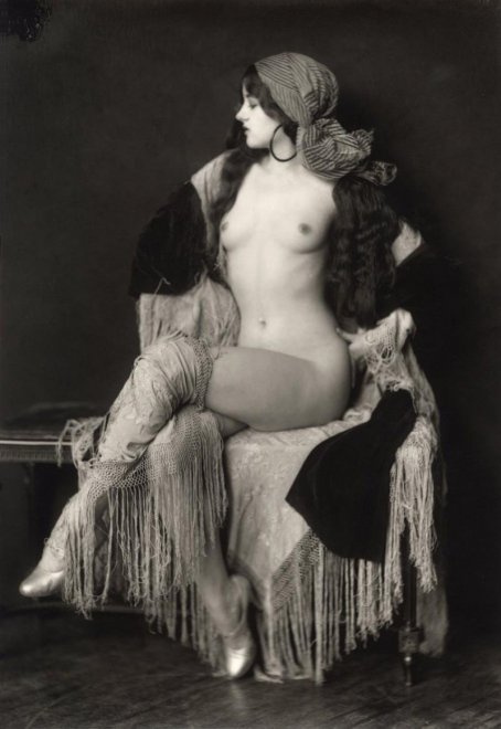 Virginia Biddle, 1927