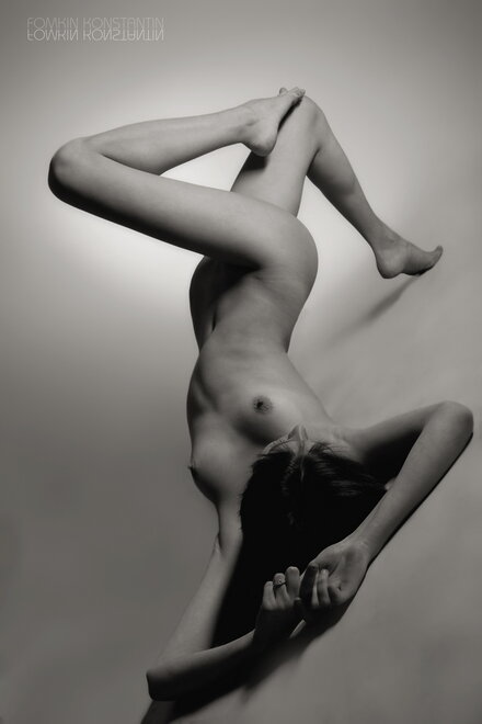 Fomkin (69) nude