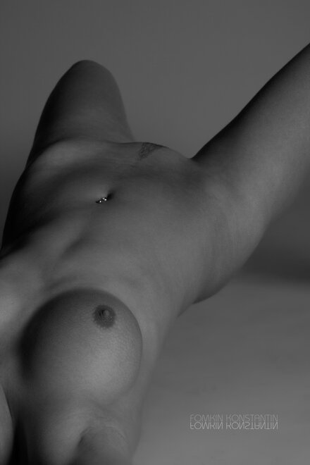 Fomkin (80) nude