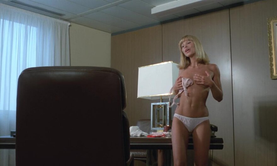 vlc-document-2022-01-thirteen-19h32m04s-Tire.pas.sur.mon.collant.1978.mkv-[03-51-31]