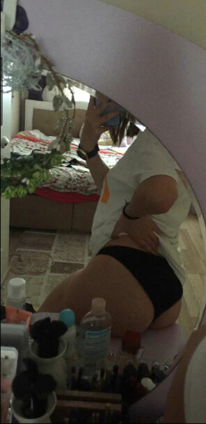 foto amadora Somebody told me an ass pic o[f] mine would make their day.