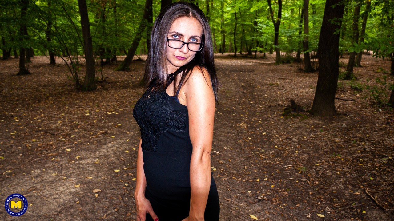 amateur photo 80745608_024_03d9