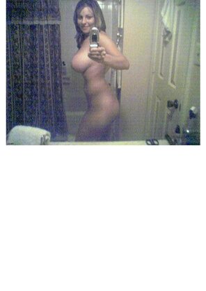 Selfie Girls (108 Nude Photos) (59)