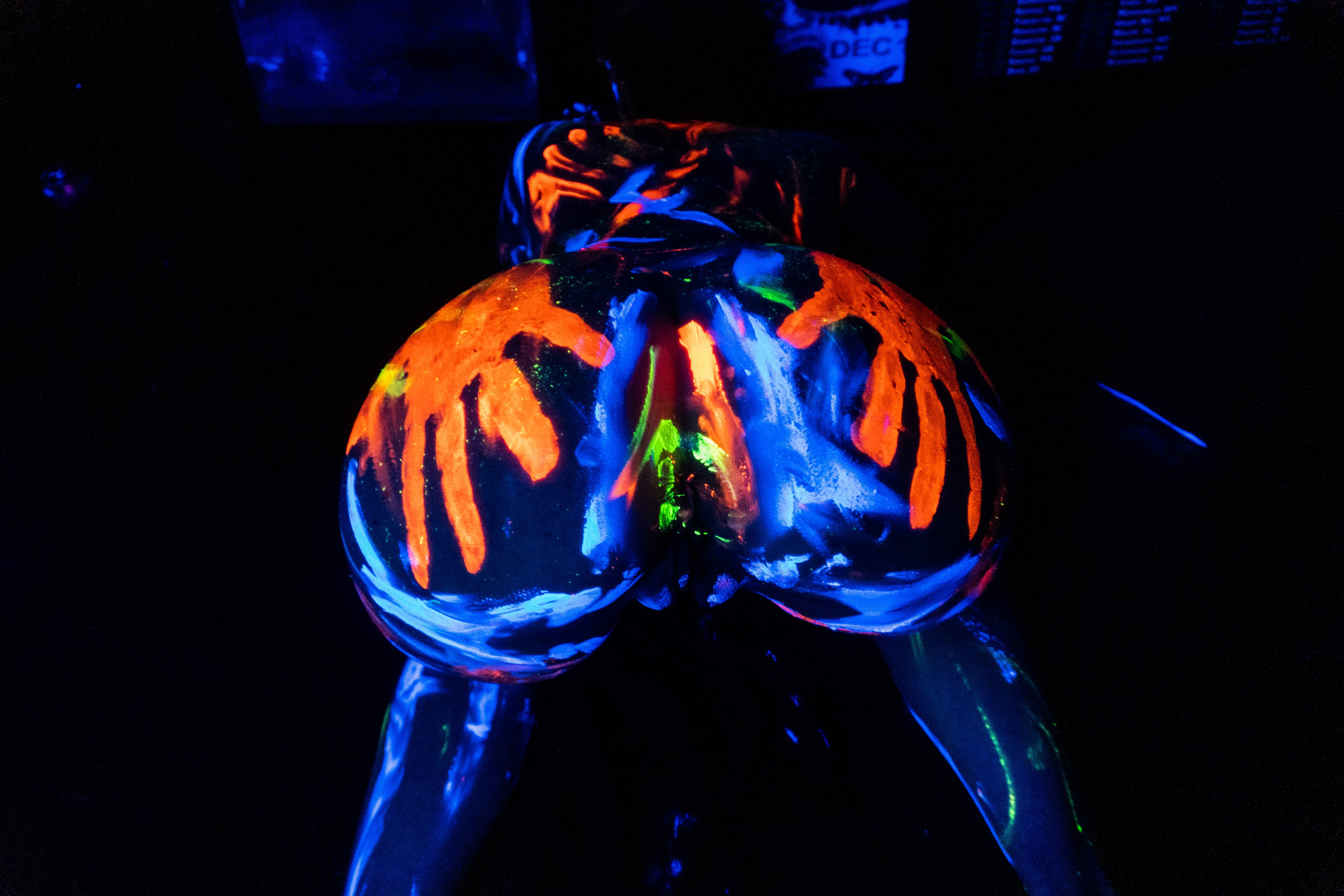 Blacklight Porn