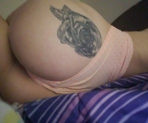 zdjęcie amatorskie I think my butt is cute :) [F]