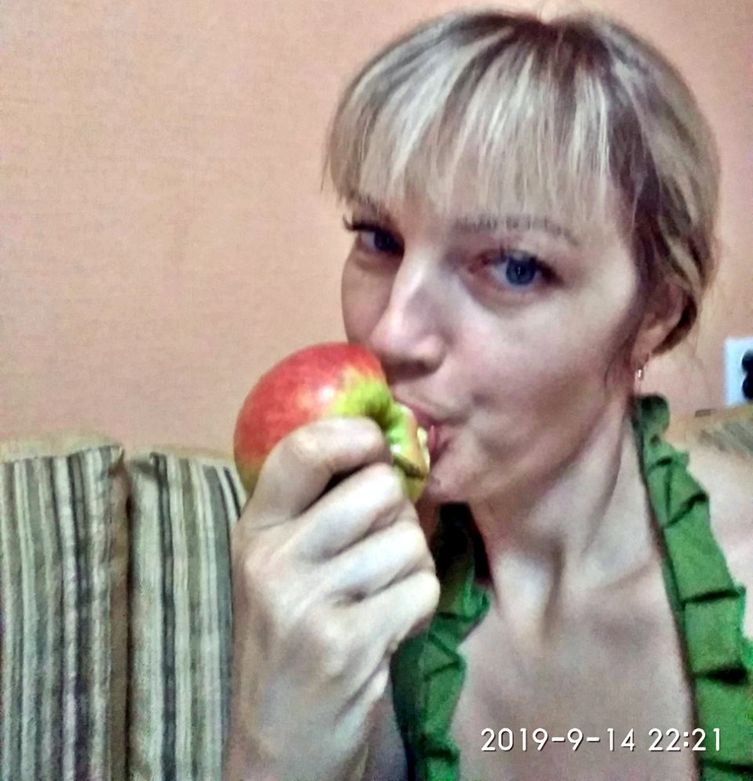 amateur photo IMG-64cee626d34424cd64f3044899ffec1c-V