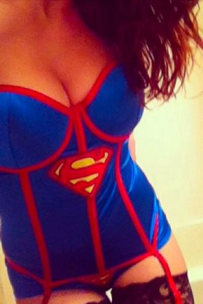 foto amatoriale Super girl