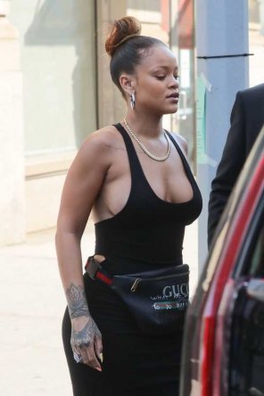amateur photo Rihanna