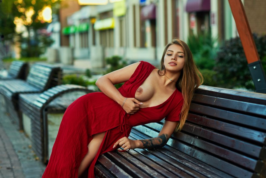 Red Dress nude