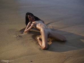 foto amadora hiromi-crazy-sexy-beach-shoot-16-14000px