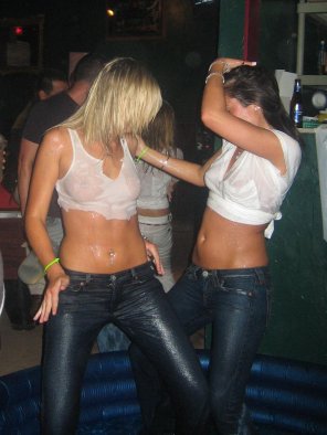 zdjęcie amatorskie Amateur Party Teen Tit Flashing