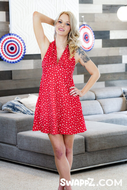 momswap_angelica_amore__carina_blair_20250703_00023