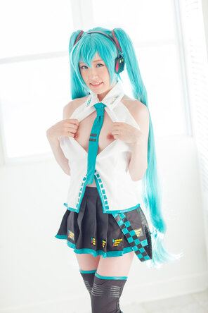 amateurfoto [@factory (Tsuchiya Asami)] MikuCos (Vocaloid)_836530-0182