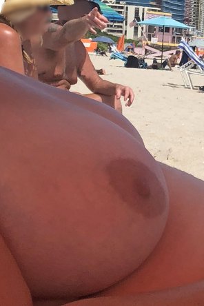 amateur pic Beach day after a few drinks