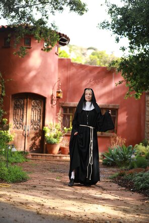 アマチュア写真 polo_7474 - SweetheartVideo Charlotte Stokely - Confessions Of A Sinful Nun - 00201-020