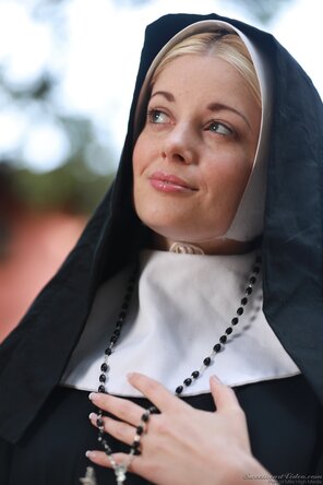 アマチュア写真 polo_7474 - SweetheartVideo Charlotte Stokely - Confessions Of A Sinful Nun - 00391-039