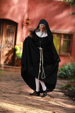 アマチュア写真 polo_7474 - SweetheartVideo Charlotte Stokely - Confessions Of A Sinful Nun - 00581-058