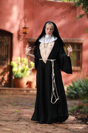 photo amateur polo_7474 - SweetheartVideo Charlotte Stokely - Confessions Of A Sinful Nun - 01711-171