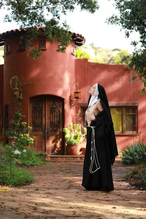 アマチュア写真 polo_7474 - SweetheartVideo Charlotte Stokely - Confessions Of A Sinful Nun - 01931-193