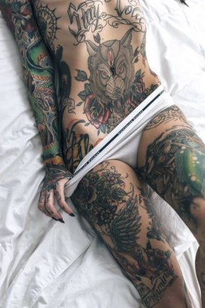 foto amadora Tattoo Skin Arm Leg Joint 