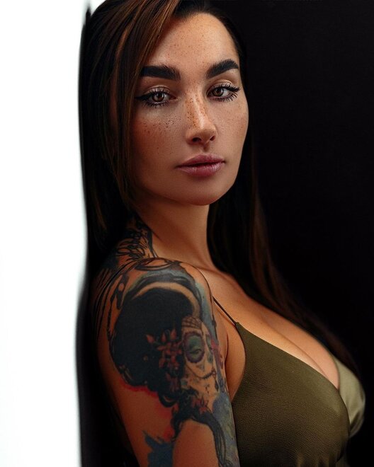 12164621610028909368017824906480255041364831n