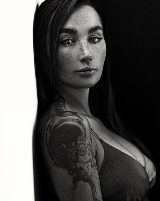 12166117710616808709299198827284239573440809n