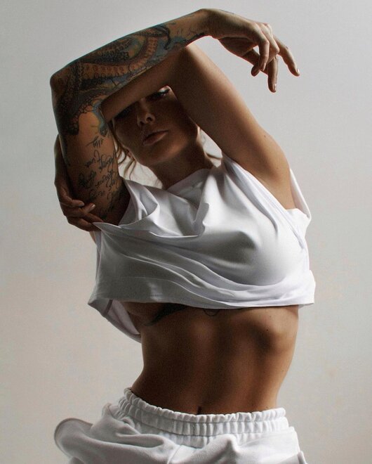 1239586898258175146261971843508275689953131n