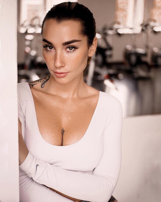 401014565146222656483777825494803461701632n