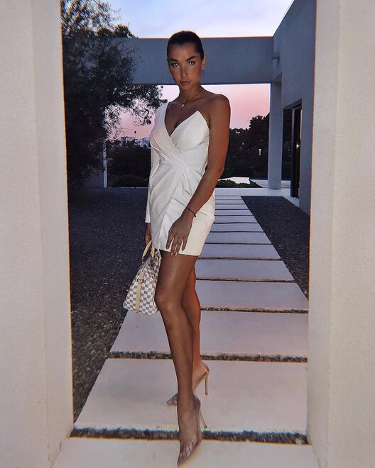 4037027011471670154313191700590226381996032n