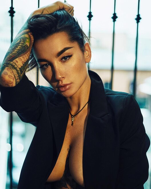 419020153006312505325389163738459304443863n