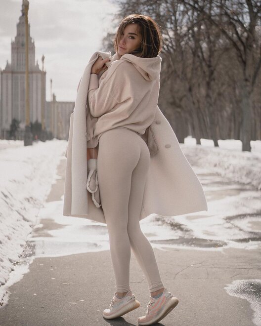 465422142848130588414442267919118006988741n