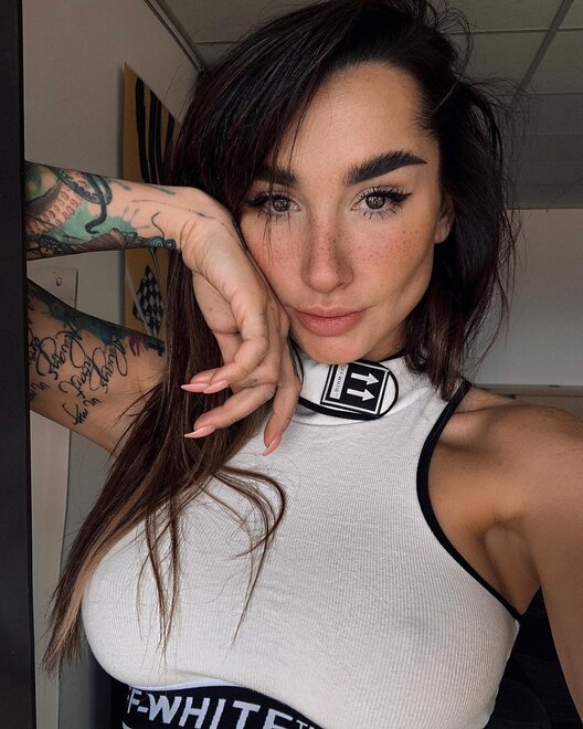 594892588930052443645779137061731553192677n