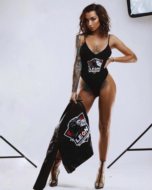 676015804955527746049621440700196750142766n