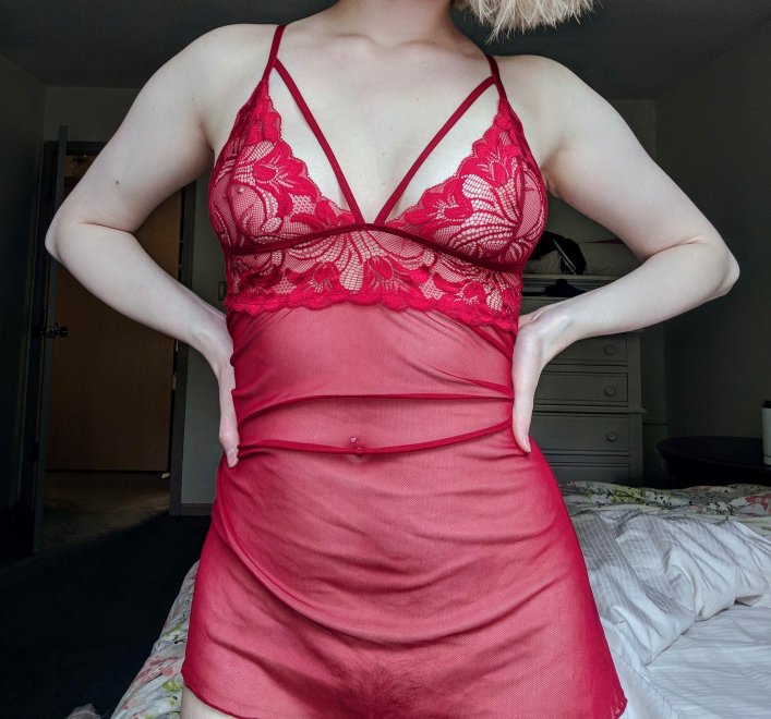 i've been told i look good in red [f]