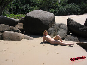 zdjęcie amatorskie Nude Amateur Photos - Danish Babe On The Beach13