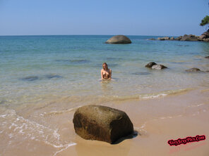 zdjęcie amatorskie Nude Amateur Photos - Danish Babe On The Beach51