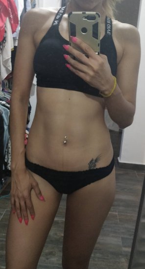 amateur pic Felt a bit sexy after my workout today :)