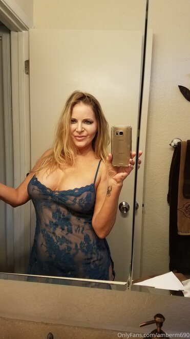 Amber Michaels 2021-04-24-2092111298