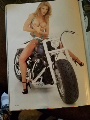 amateur photo Amber Michaels 2018-02-15-7076379